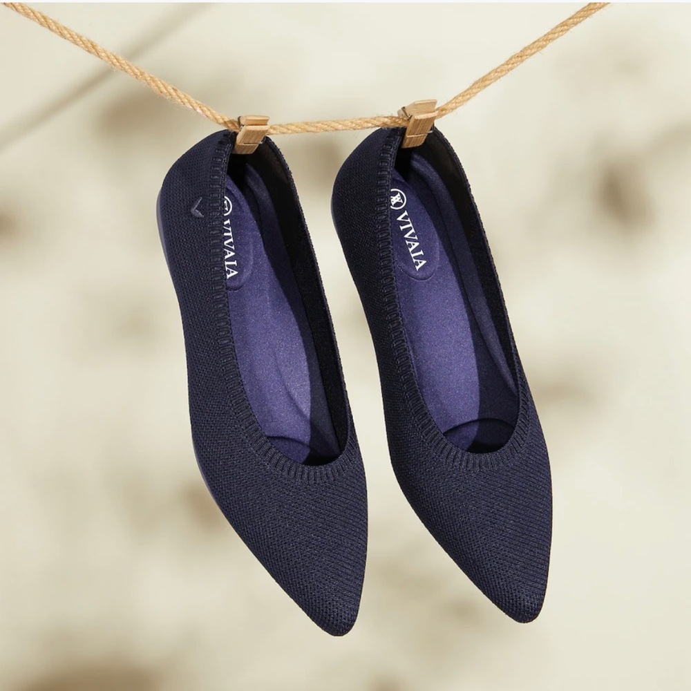 Vivaia Aria 5 pointed toe ballet flats